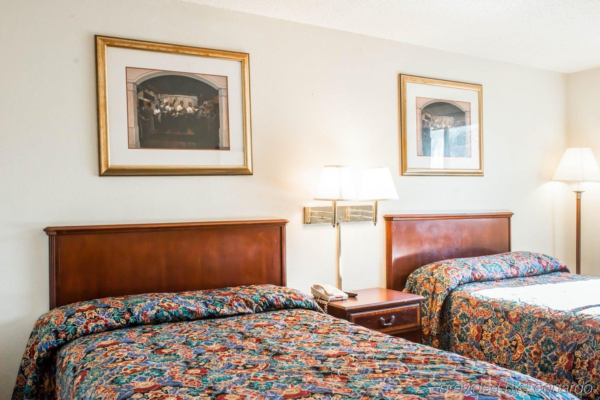 Clarion Pointe Tallahassee-State Capitol Екстер'єр фото